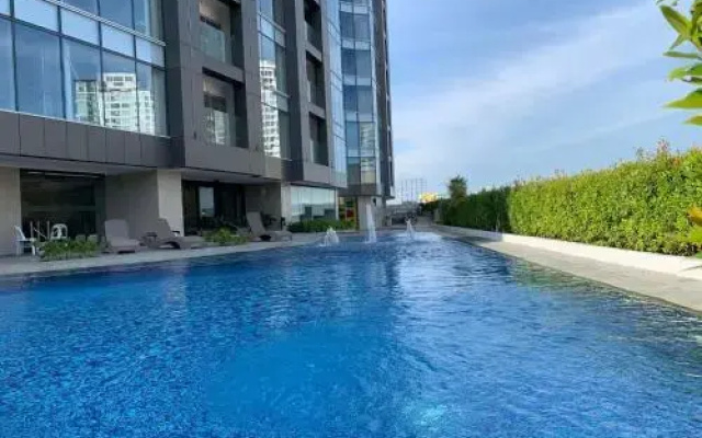 8 Suites Davao