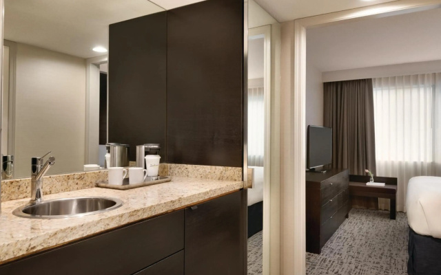 Radisson Hotel Vancouver Airport