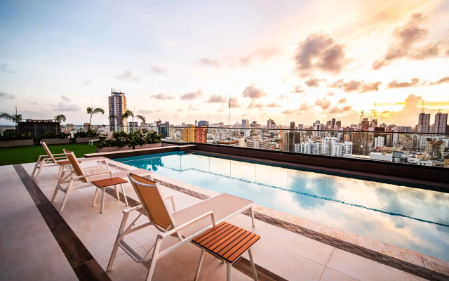 Отель Aston Rubi City Suites
