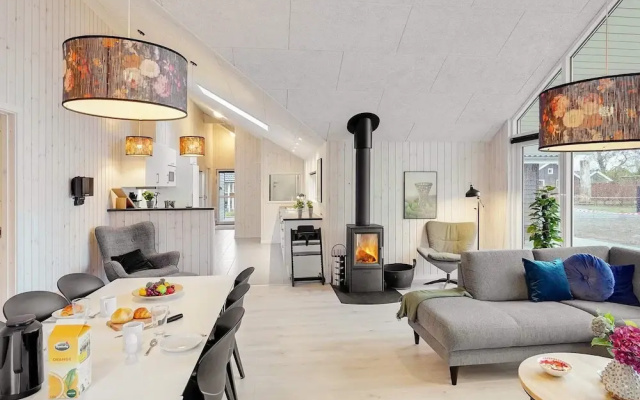 5 Star Holiday Home in Vaeggerlose