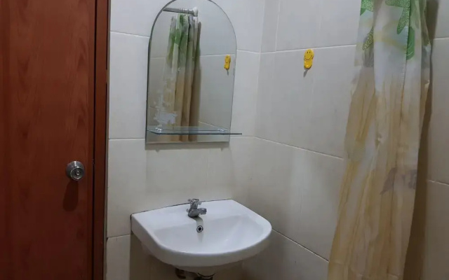 Oyo 2494 Leguti Mansion