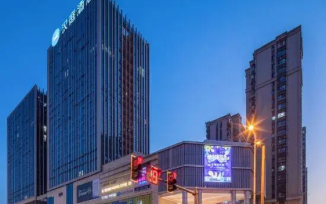Yuli Homestay (Hefei Yushanxi Subway Station Aoyuan City Tiandi Branch)