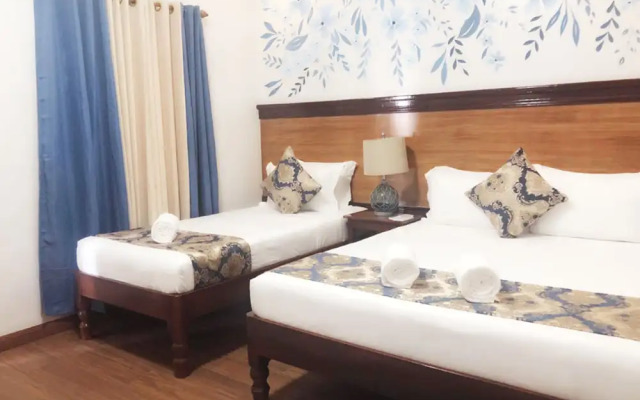 Blue Waters Inn Coron