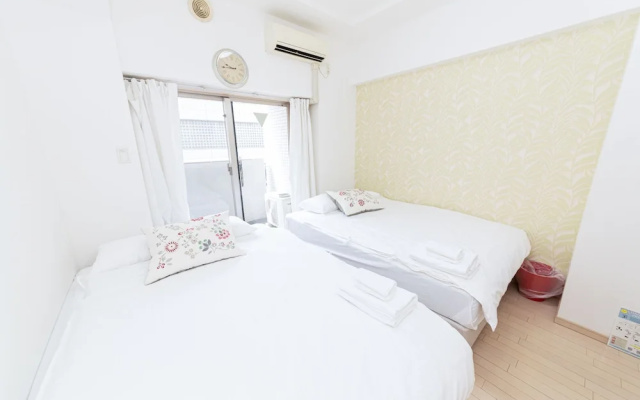 City Street Inn 1008 PH271