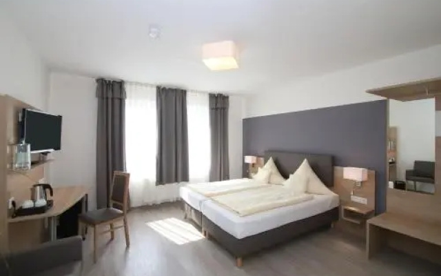 Hotel 12 Bäume
