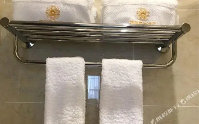 Dingxin Business Hotel