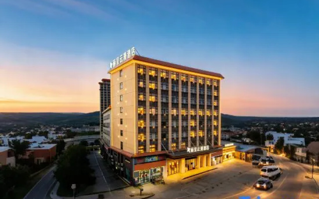 Rezen Yunman Hotel