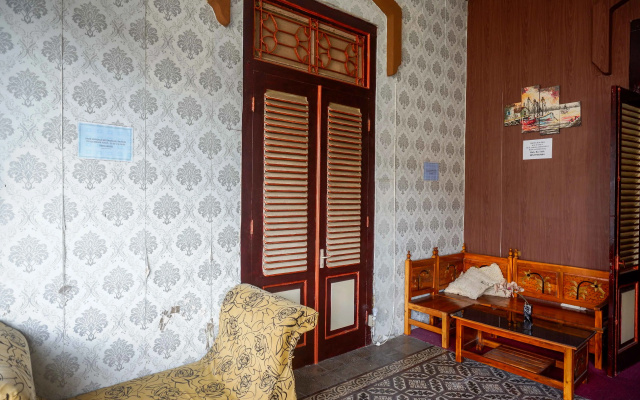 RedDoorz at Golden Inn Tugu Yogyakarta