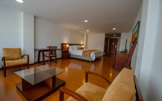 Hotel Cuellar'S