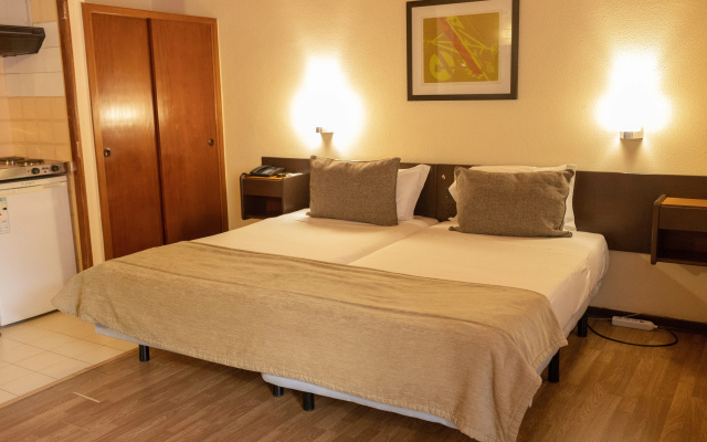 Bravamar Hotel