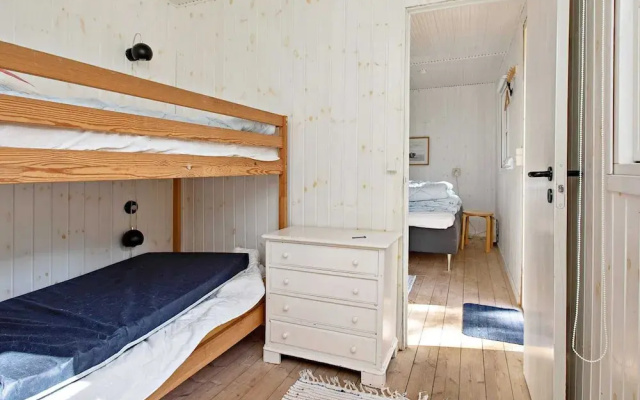 8 Person Holiday Home in Vaeggerlose