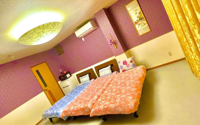 Inuyama Modern Room
