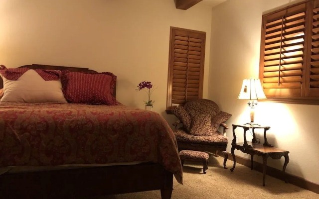 Luxury Custom Home in Oakdale Parkview