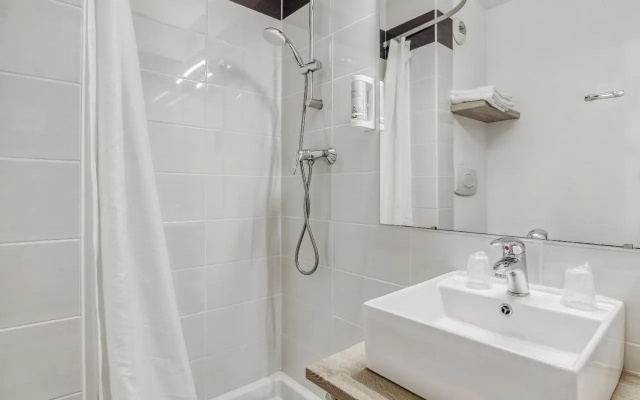 Brit Hotel Clermont L'Herault