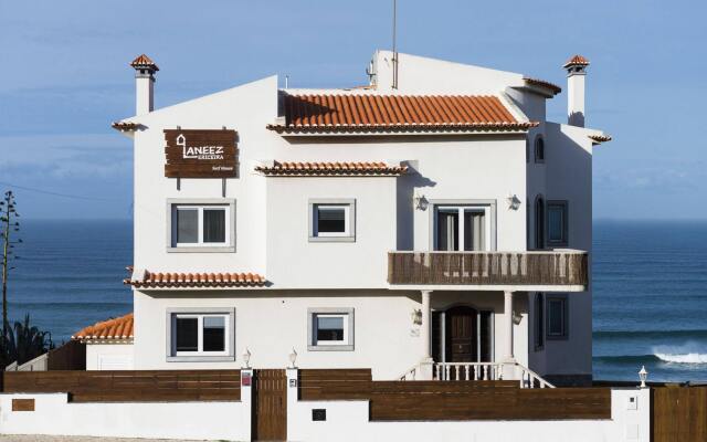 Laneez Ericeira Surf House - Hostel вид на фасад
