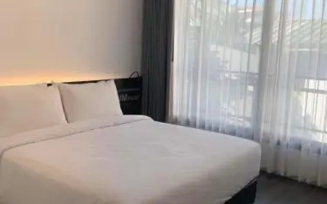 Dum Hotel