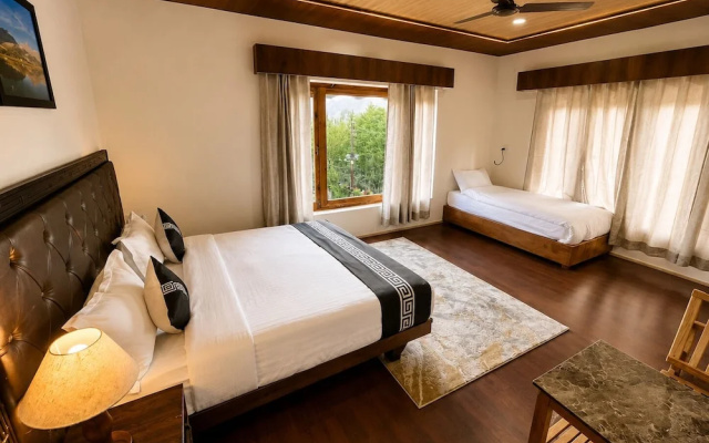 Hotel Nubra Delight and Camps