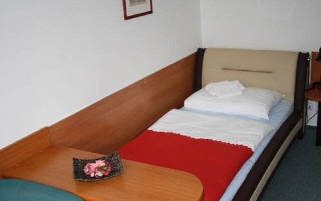 UVS hotel