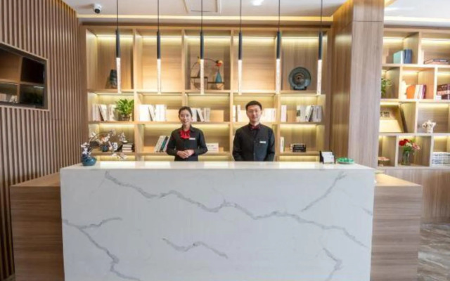 Cypress Hotel (Taiyuan Changfeng Street)