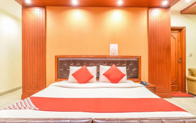 OYO 5411 Hotel City Castle