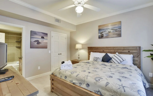 Dawn 813-Poolside Pleasure - 1 Br Condo