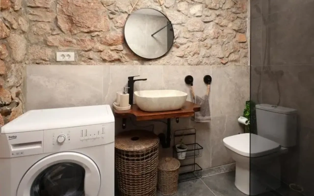 Anas Stone House - Jurčić Kalić