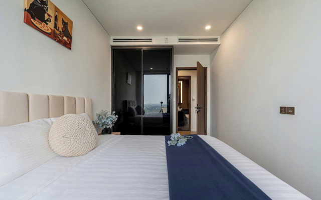 LUMIERE Riverside Signature Residence