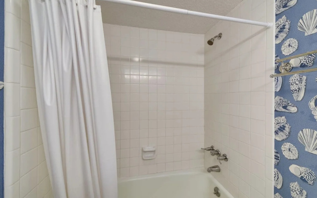 Shorewood 107