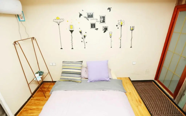 Wutongli Youth Hostel