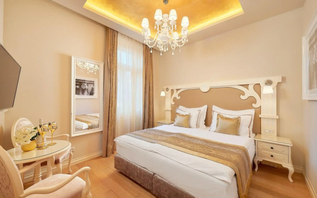 Piazza Heritage Hotel