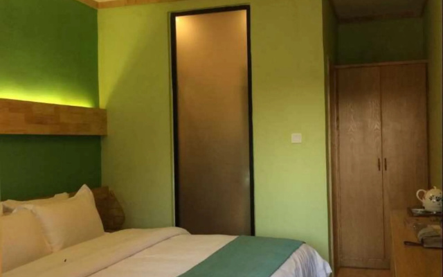 Moon Flower Hotel
