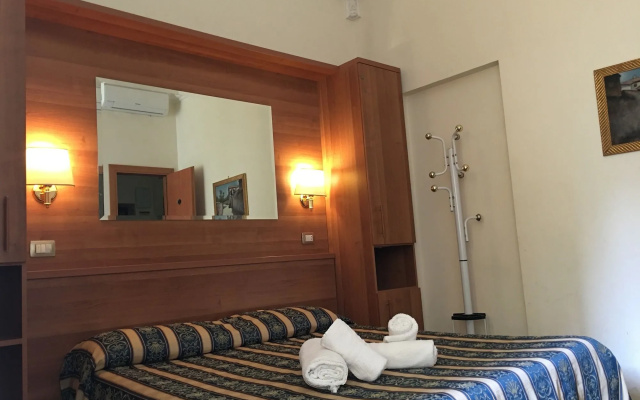 Hotel Bolognese
