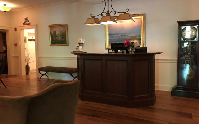 Old Lyme Inn