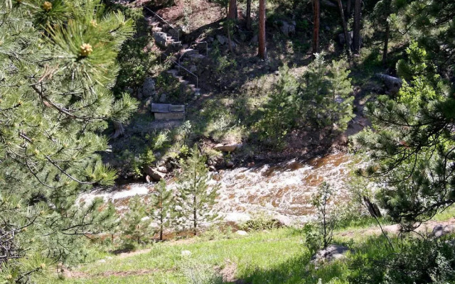 Fawn Valley Inn: 300
