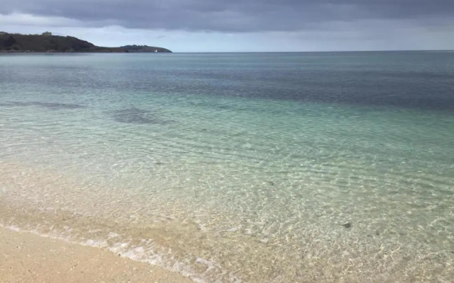 No.10 Falmouth - 2 minutes walk to the beach