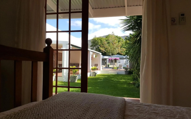 Camdeboo Cottages