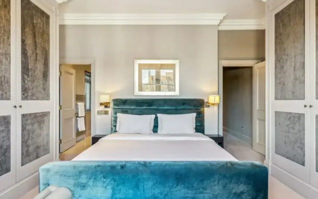 Knightsbridge Flat 3 Bed