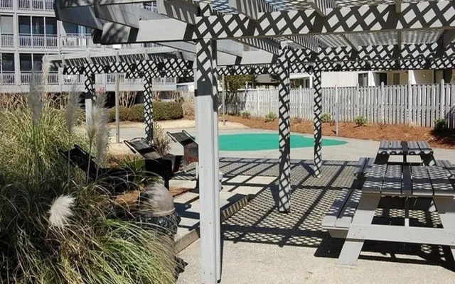 Pelican's Landing 132 - 3 Br Condo