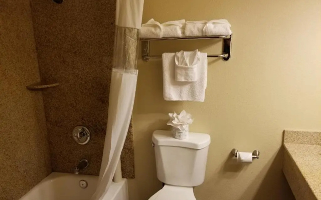 Jack London Inn