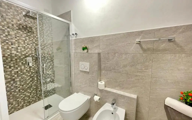 Ida Palace, new Deluxe Seafront Apartment