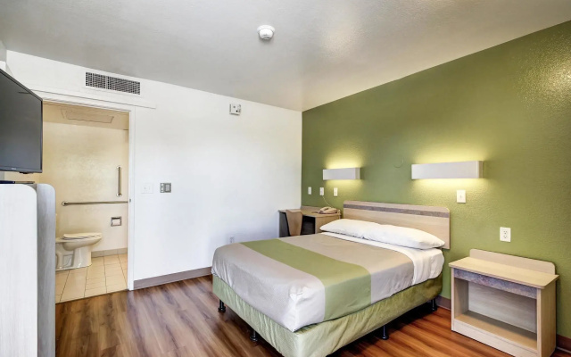 Econo Lodge Midvale