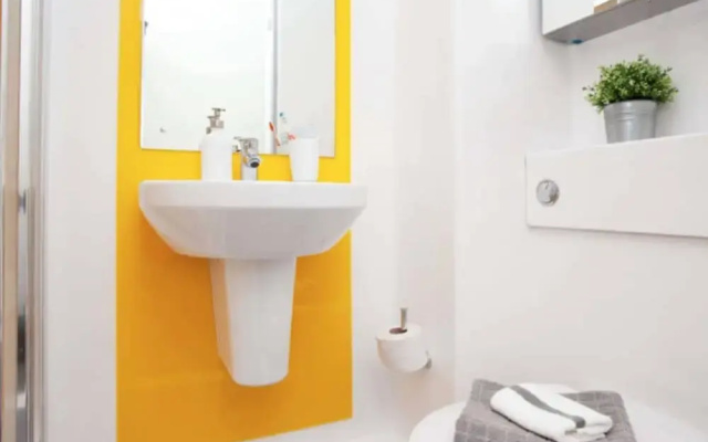 Charming Rooms, COVENTRY  - Hostel