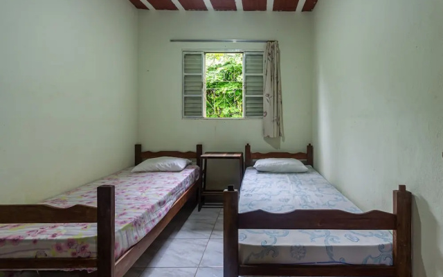 Casa de Campo com Piscina Sinuca e Churrasqueira