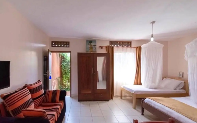 Safari Homes Hotel