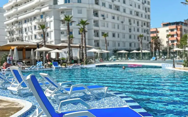 FAFA Aqua Blue Hotel