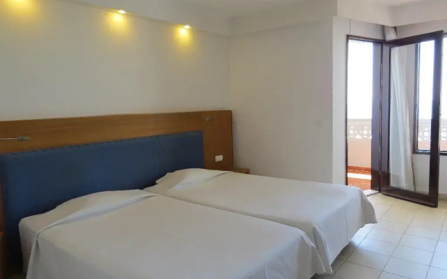 Alfamar Beach & Sport Resort