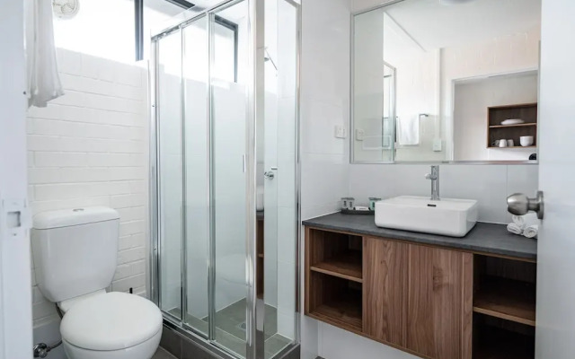 Browns Plains Hotel