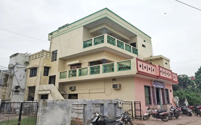 Oyo 18746 Shree Inn