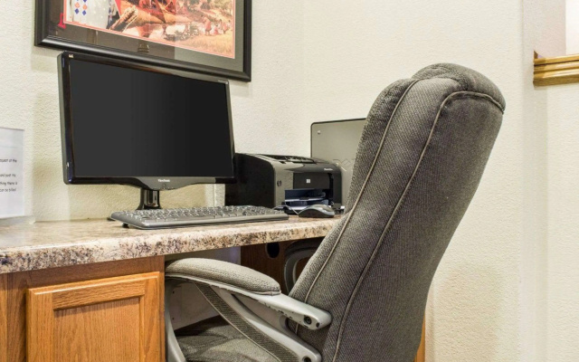 Quality Inn Oacoma - Chamberlain