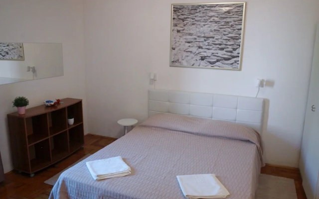 Apartments Lada
